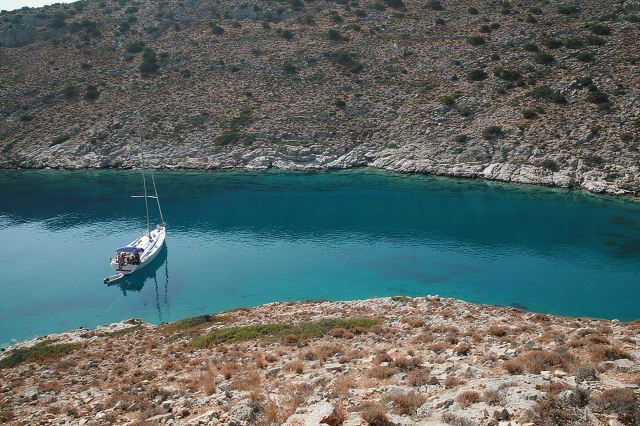 Dia island : Small Group Sailing Trip to Dia Island with Lunch