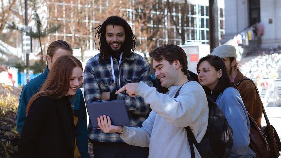 ทัวร์ Hollywood North Experience ในแคนาดา