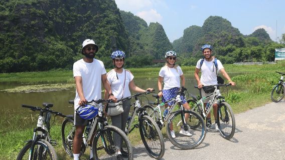 Red River island backroad, Rural Countyside Area and Train Street
