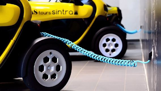 Tour Sintra in talking-car PT EN ES FR IT DE DU with GPS