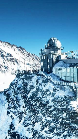 スイス・ユングフラウ＋インターラーケンワンデーツアー|登山用ラック式鉄道の切符を含む|複数都市往復