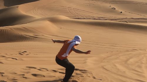 Dubai: Unique MORNING Quad Bike Red Dunes Safari Day Tours 8