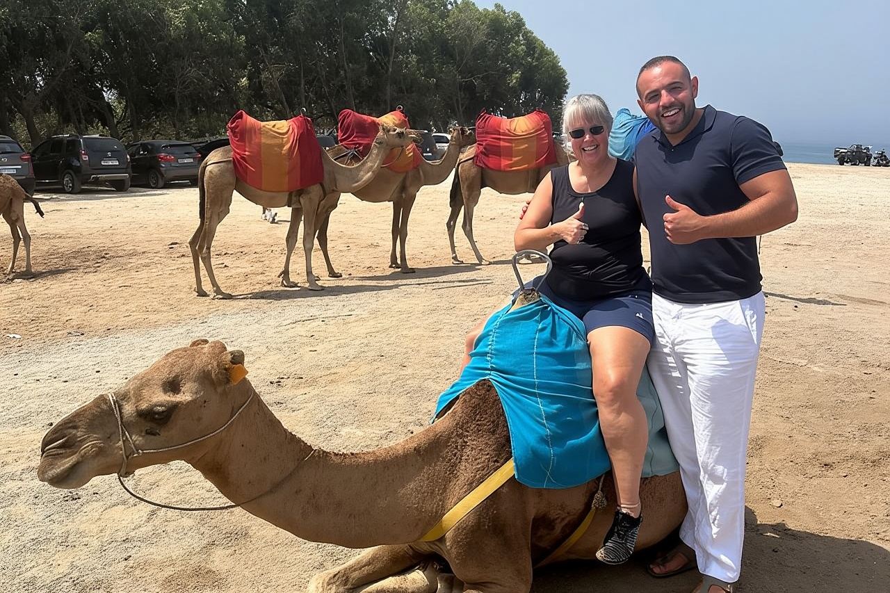 Tour privato di lusso di un giorno a Tangeri con guida da Cadice, tutto incluso