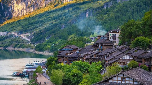 【重庆出发】蚩尤九黎城 乌江画廊 龚滩古镇 一日游