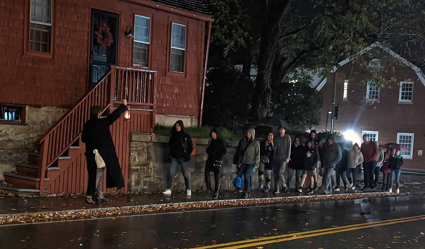 Mystic: Geführte Geistertour durch die Innenstadt von Mystic bei Nacht