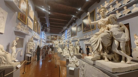 Экскурсия по частной галерее Академии. «Давид» Микеланджело.