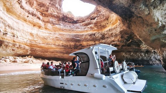 Benagil-Höhlen-Bootstour – Katamarane oder Rib – 2 Stunden von Portimão