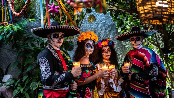 Mexico Chichen Itza + Castillo Pyramid + Iji Natural Well + Temple of the Warriors 1-day tour