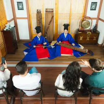 ソウル：韓国伝統音楽パフォーマンス「ジニョン」 | Trip.com