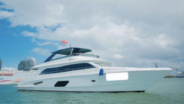 【佛山遊艇租賃】佛山豪華飛橋遊艇包船出海+贈送水果飲料+遊艇KTV