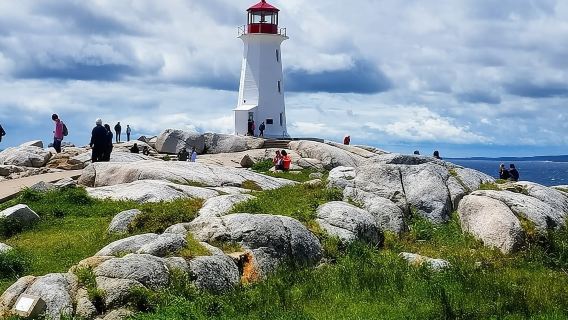 Peggy's Cove & Halifax Historic Tour
