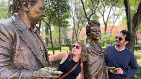 フリーダ・カーロVIP【美術館入場券付き】ウォーキング、マーケット、チュロス