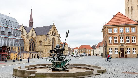 Self guided tour with interactive city game of Paderborn