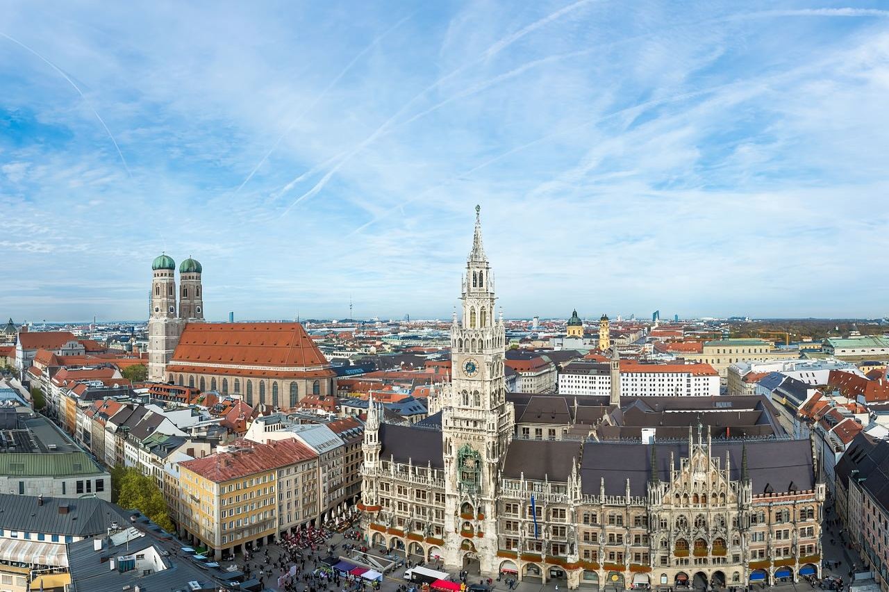 慕尼黑+瑪利亞廣場+聖彼得教堂+英國花園+凱旋門-中文地陪