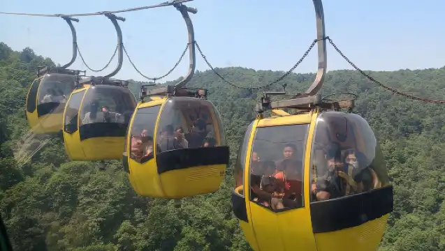 免排隊北高峰上行索道（單程）+天下第一財神廟+人員導覽半日遊