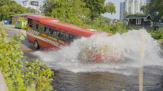Ottawa City Tour by Land and Water