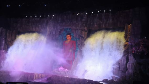 Tur Pribadi Setengah Hari ke Pertunjukan Lonceng Unta (1 kali transfer mobil pribadi per pesanan + beli 2 tiket pertunjukan 1)