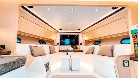 Shenzhen Yacht Rental: Dameisha 63-foot Luxury Yacht Charter (Capacity 1–10 people) for Sea Trips [Drinks + Fruit Platter + KTV + Driving Experience] for Birthdays/Proposals/Business, etc.
