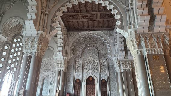 Casablanca: Hassan II Mosque Premium Tour with Entry Ticket