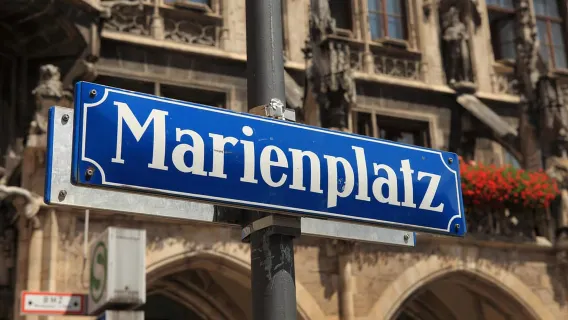 Tour privato e degustazione di Marienplatz e Viktualienmarkt