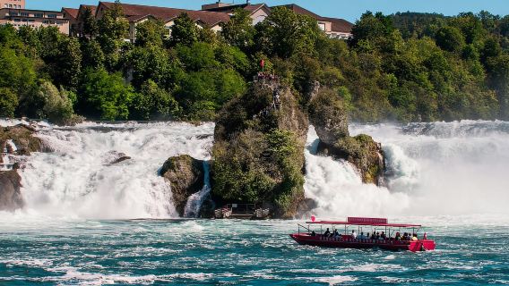 Ab Zürich: Rheinfall-Tour inklusive Bootsfahrt