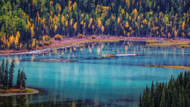 Urumqi, Xinjiang | Local Guide Service · Tour Guide Service · Business Interpretation | Chinese/English/Russian/Italian/French/German & Other Languages | Business Travel | Custom Trip Services