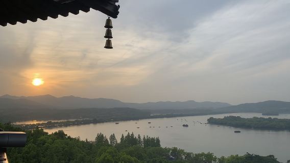 Van perniagaan|Pemandu pelancong berbahasa Inggeris|Bermula dari Shanghai Hangzhou Tasik Barat + Pagoda Leifeng + Bandar Song 1 hari