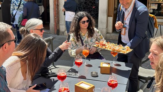 Venetiaanse Cicchetti Street Food & Sightseeing Wandeltocht