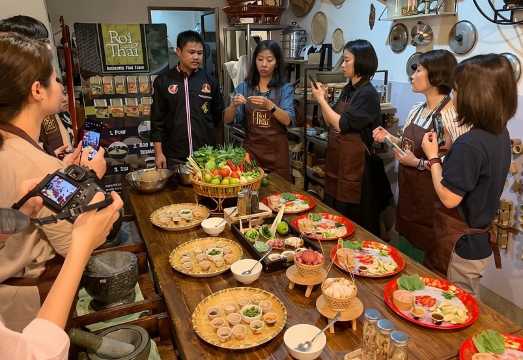 Thai Cooking Class at Tingly Thai Cooking School in Bangkok