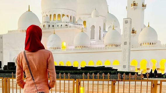Guided Abu Dhabi City Tour with Sheikh Zayed Grand Mosque