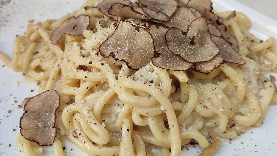 Lawatan Makanan Florence dengan Pasta Truffle, Steak & Wain Mengalir Percuma