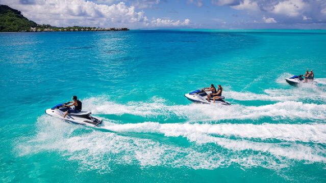 Excursión en moto acuática por Bora Bora