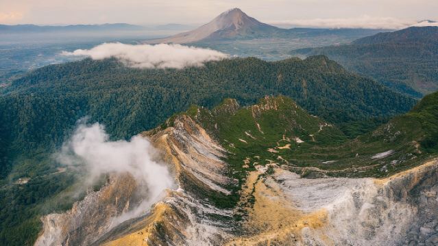 Sunrise Tour or Hiking Mount Sibayak From Berastagi