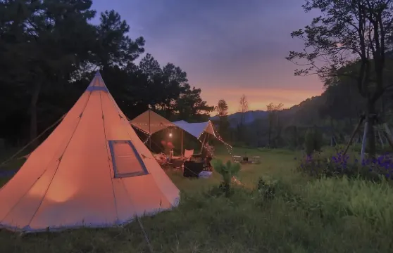 清遠融創由心谷野宿營火露營地·過夜露營【帳篷/房車住宿+下午茶+晚餐+早餐+營地活動】