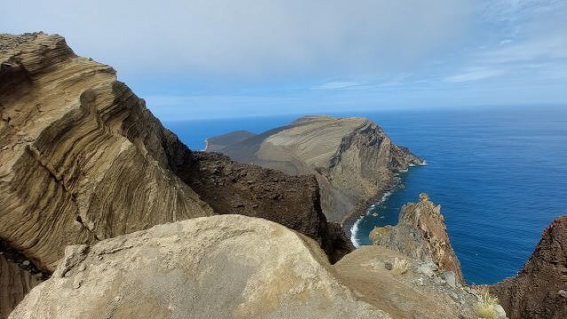 法亞爾島全日遊