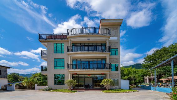 Villa 14 Bilik dengan Kolam Renang dan Mata Air Panas di Nankunshan Yunshe, Huizhou + Padang Rumput Besar + KTV + Aktiviti Sungai + Barbeku