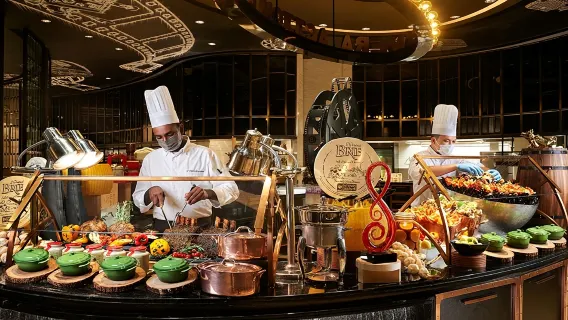 澳門新濠影滙星滙餐廳自助午餐/晚餐/8字摩天輪/水上樂園/水舞間 聯票【官方出票】