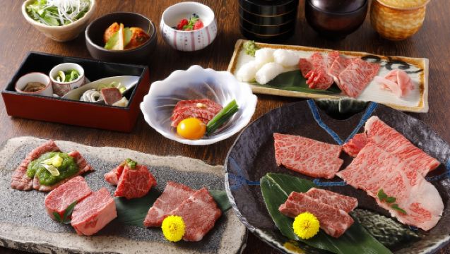 [Popolare catena di yakiniku a Kyoto] Prenotazione del pacchetto Gion Yamanamian di Kyō Yakiniku Hiro con prenotazione del posto