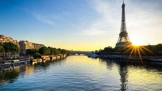 París: Crucero con cena de 3 platos y vino por el río Sena