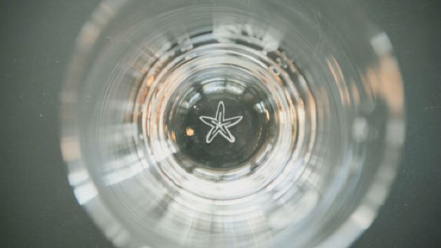 Little Glass Book Museum | Within Walking Distance of Tokyo Skytree. Experience the intricate art of glass engraving firsthand and create your own unique keepsake.