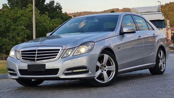 Skopje Airport Private Transfer for up to 3 Passengers