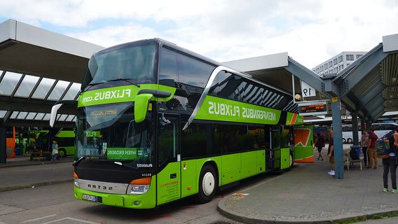 Tiket bus besar bus besar pergi mewah dari Wina ke Budapest (tidak perlu menukar tiket, cukup cetak tiket kertas dan langsung naik)