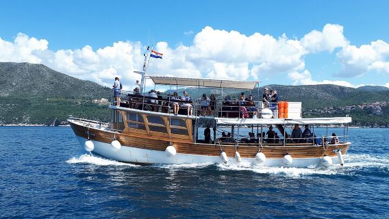 Du thuyền tham quan quần đảo Elafiti ở Dubrovnik kèm bữa trưa, đồ uống và dịch vụ đón khách