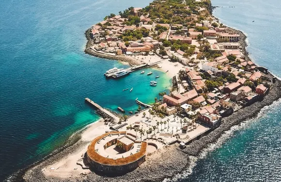 戈雷島和達卡一日遊