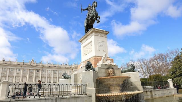Madrid half-day tour