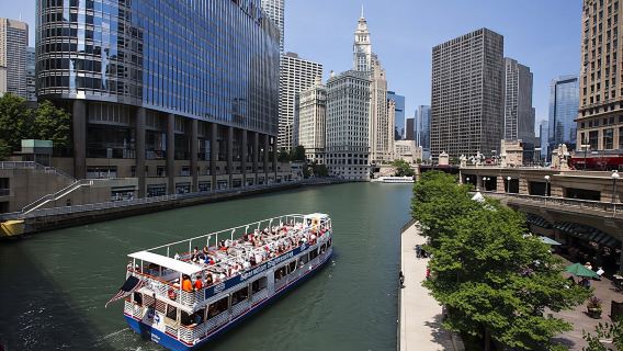 Architecture cruise on the Chicago River from Michigan Ave