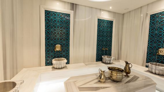 Turkish Bath Spa and Massage Experience in Taksim