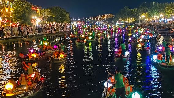 ทัวร์ส่วนตัวเมืองดานังและฮอยอัน (10 ชั่วโมง)