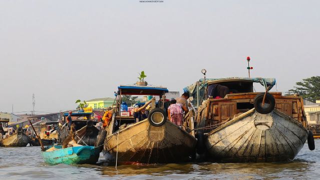 ตลาดน้ำไกล่หาง, คาเคา และคลองเล็กๆ ที่ซ่อนตัว