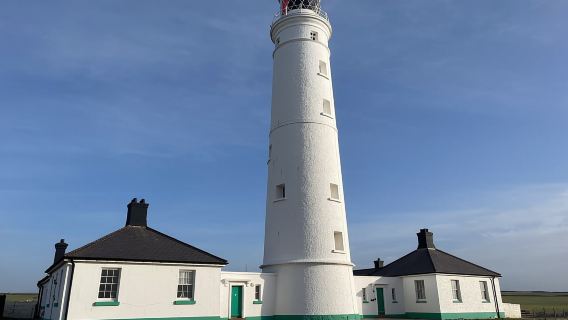 Cardiff: South Wales Cliffs, Bays & Castles Day Tour